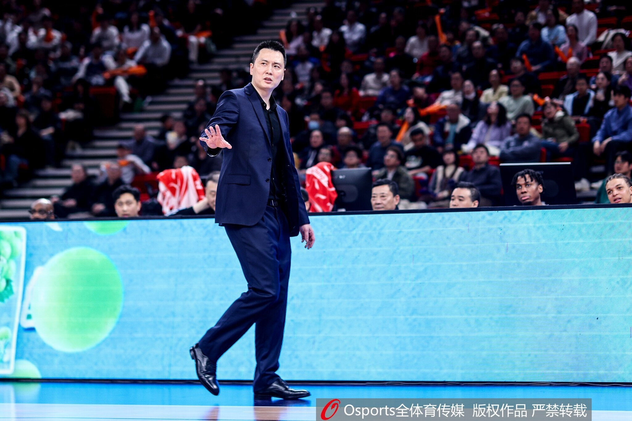 乐鱼体育登录入口-对下赛季有怎样的期待？卢伟：顺其自然 我们还有很大提升空间